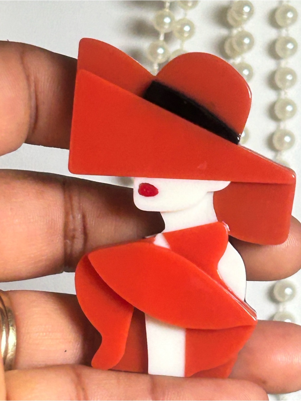 Red Fashion Lady Brooch Pin - Women Jewelry